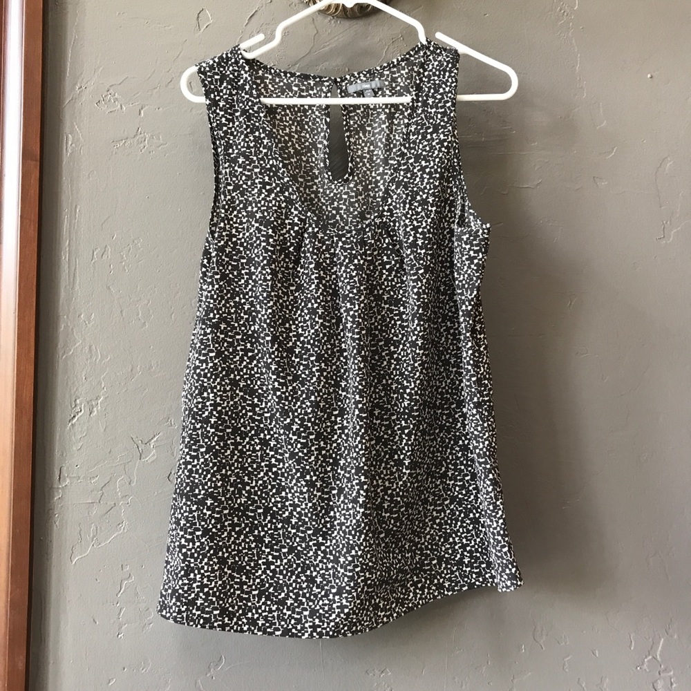 Gap sleeveless blouse